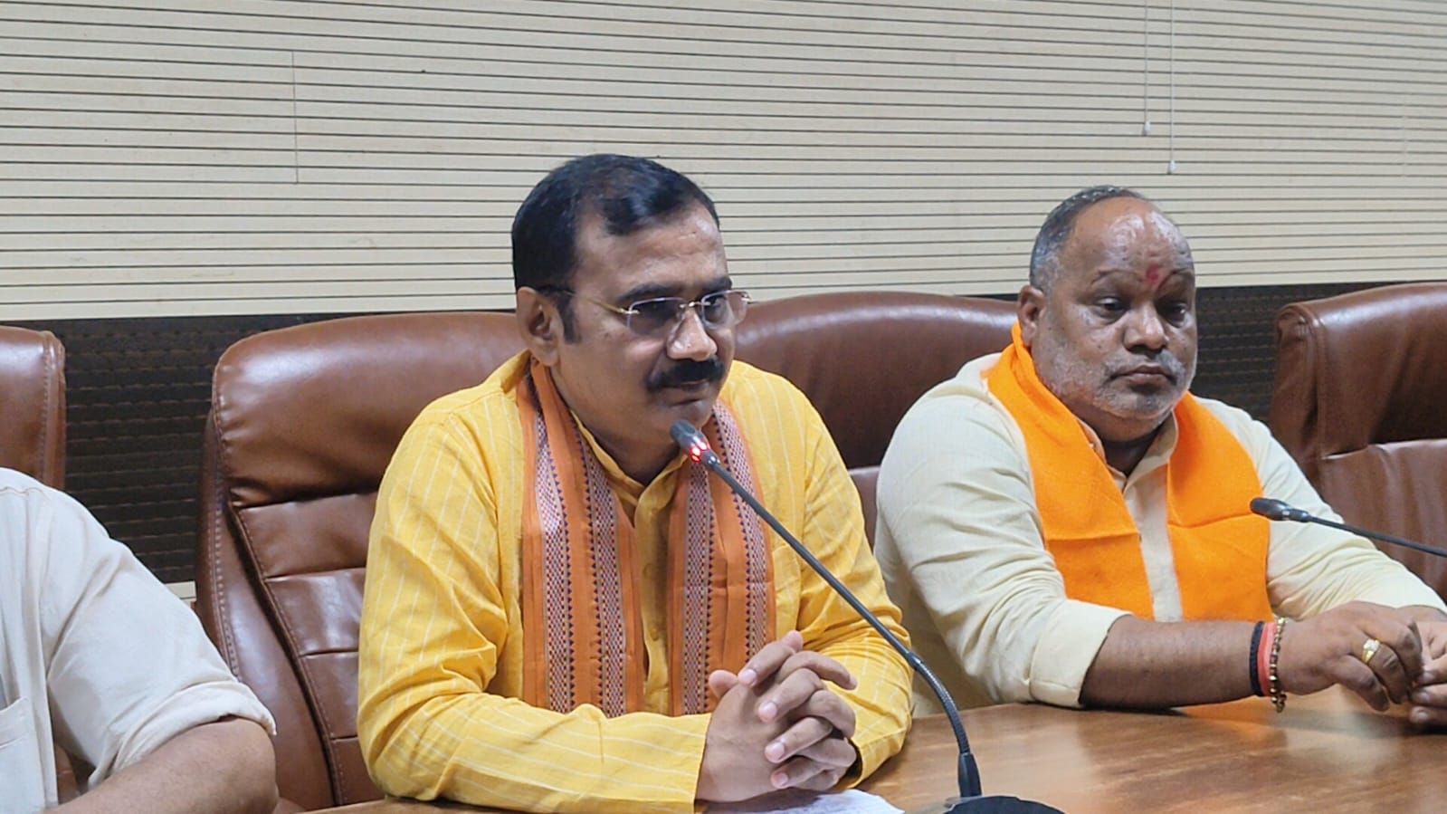 PM Modi वाराणसी दौरा