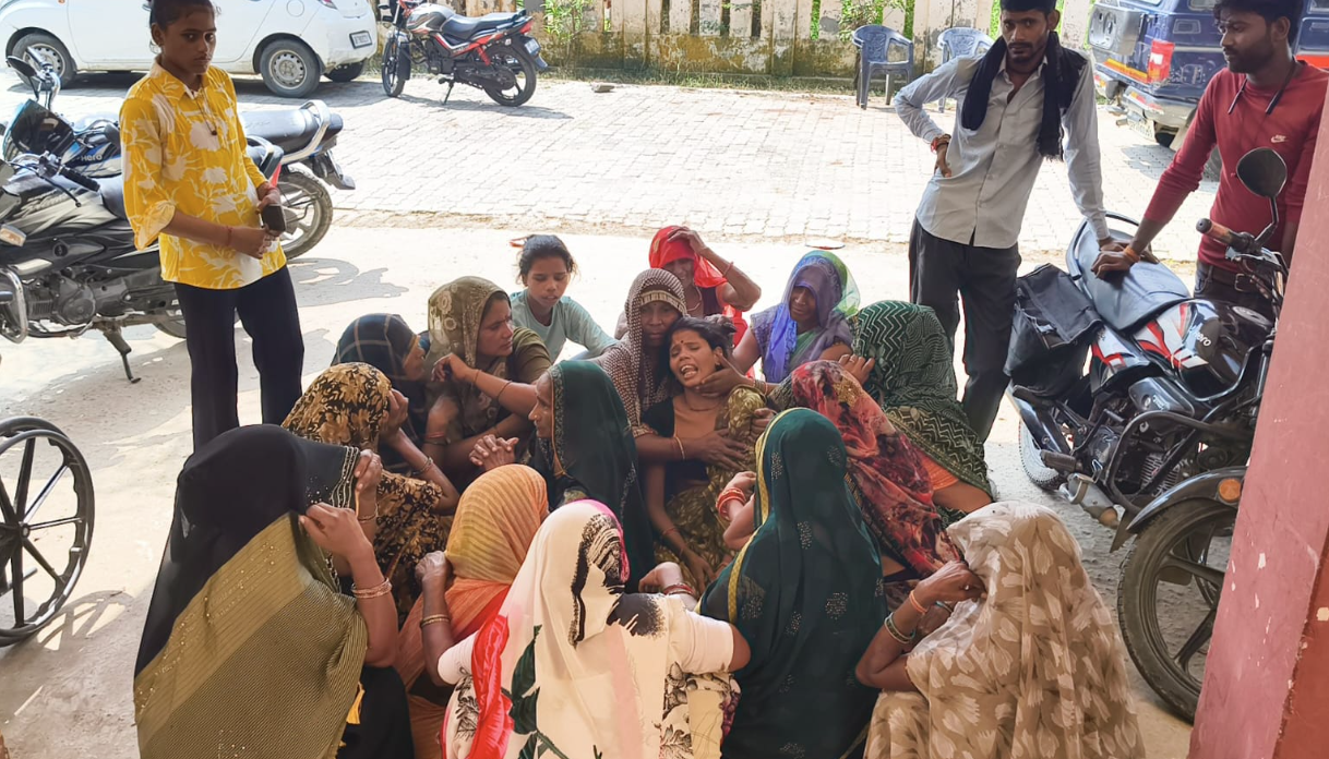 Auraiya News: विषैले कीड़े के काटने से छात्र की मौत, शव पीएम के लिए भेजा गया