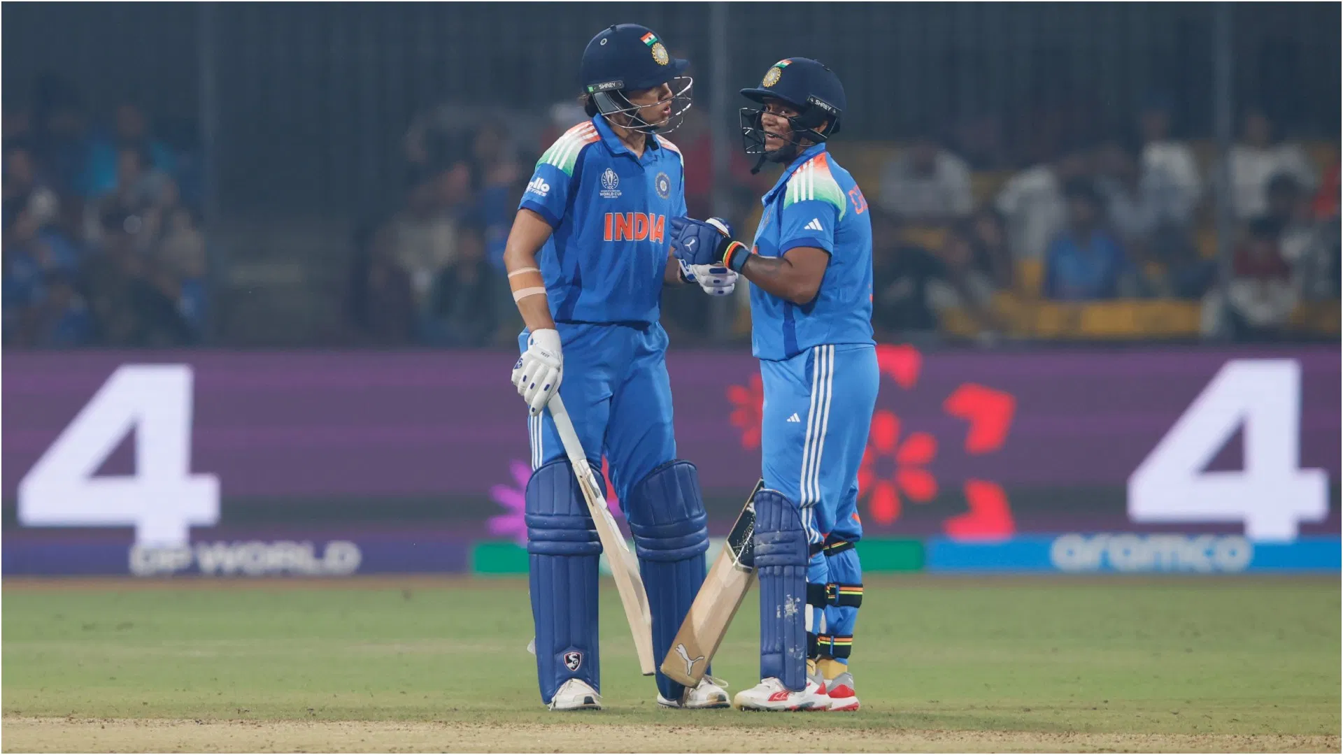 IND vs ENG वर्ल्ड कप में टीम इंडिया की शर्मनाक हार, इंग्लैंड से जीत के करीब होने के बावजूद गलतियों ने मैच गंवाया।