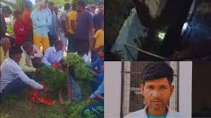 हाथरस: सांप के काटने से 12 वर्षीय बच्चे की मौत, परिजन 4 दिन तक झाड़-फूंक करते रहे