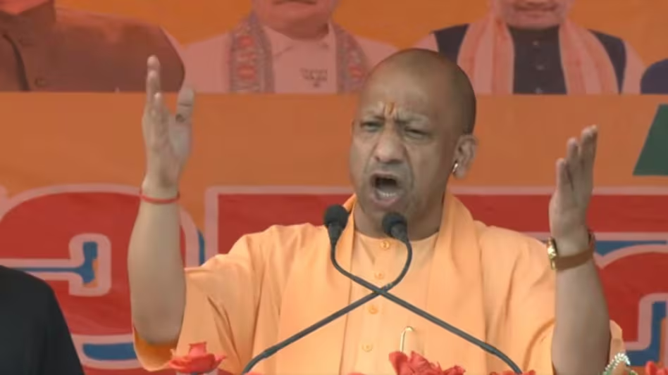 गांधी जी के तीन बंदर , पप्पू, टप्पू और अप्पू” : दरभंगा में बोले CM योगी आदित्यनाथ