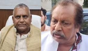 कानपुर देहात: दिशा बैठक में हंगामा – सांसद भोले बोले “मैं सबसे बड़ा हिस्ट्रीशीटर हूं”, पूर्व सांसद वारसी से भिड़ंत का वीडियो वायरल