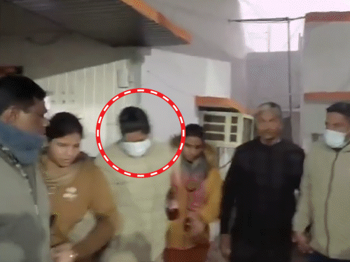 गाजियाबाद: मुरादनगर में रिश्वत लेते रंगे हाथों पकड़ी गई महिला सब-इंस्पेक्टर, एंटी करप्शन ब्यूरो की बड़ी कार्रवाई