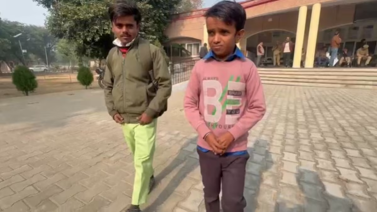 अमरोहा के दो शिक्षित बौने कद वाले भाई बेरोजगार, गरीबी से जूझता परिवार