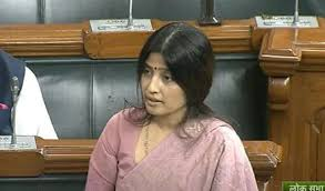 नाम बदलने वाली सरकार पहले मनरेगा के आंकड़े दे — डिंपल यादव का केंद्र पर हमला