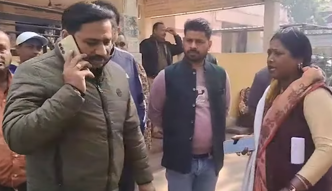 Kanpur Viral News: बच्ची की मौत के बाद महिला बीजेपी नेता की सिपाही से नोंकझोंक, वीडियो वायरल