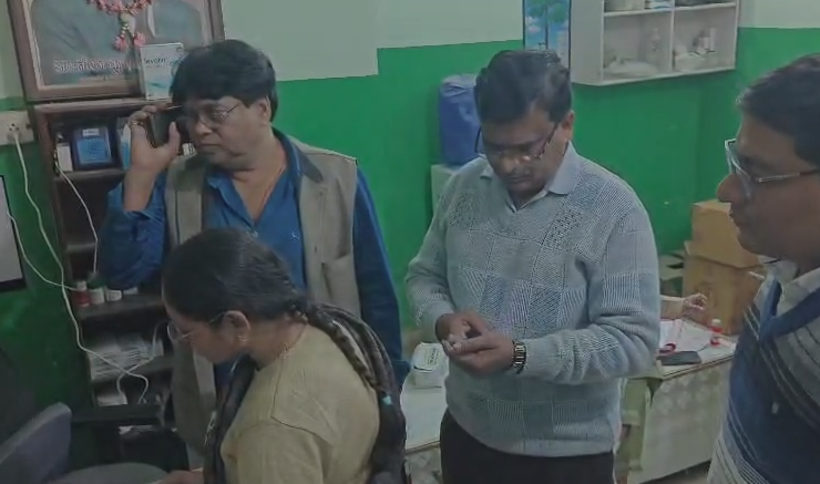 औरैया में कफ सिरप से मासूम की मौत, 8 माह का बच्चा गंभीर; क्लीनिक सील