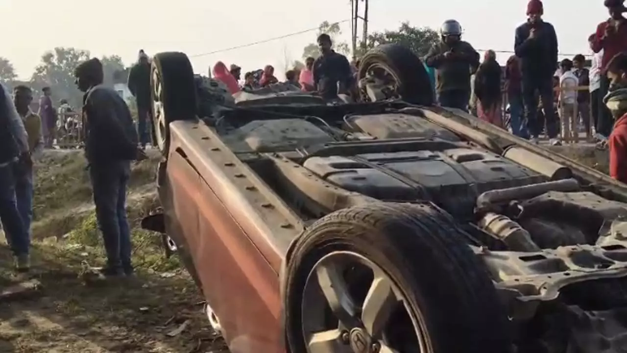 Amethi: Car collides with stray bull, female devotee dies, two seriously injured