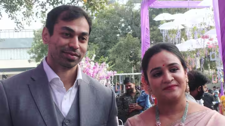 प्रतीक यादव ने अपर्णा यादव से तलाक का किया ऐलान, इंस्टाग्राम पोस्ट से मचा हड़कंप