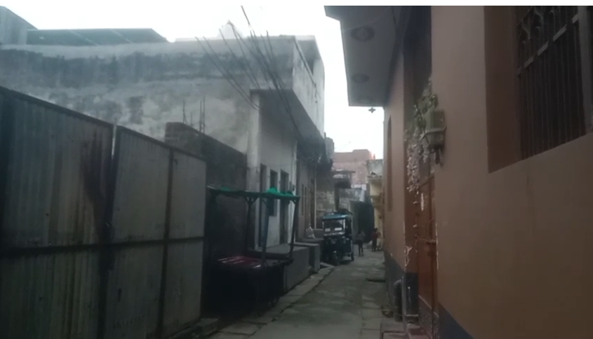 कानपुर देहात में विद्युत विभाग की लापरवाही से बड़ा हादसा होने की आशंका, रूरा नगर पंचायत में खुले ट्रांसफार्मर और झूलते तार बने खतरा