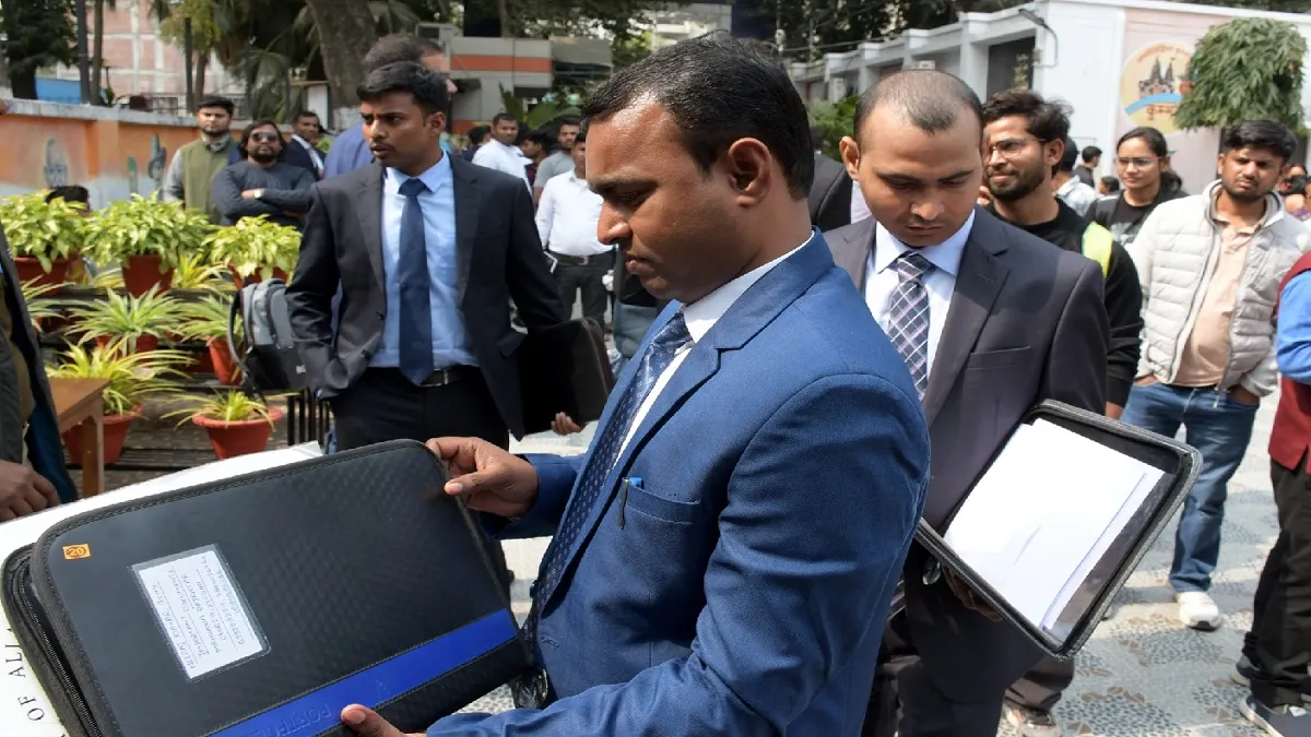 UPPSC Interview 2024: किसान की बिजली चोरी से ‘इनर इंजीनियरिंग’ तक, ऐसे सवालों से परखी जा रही है सोच