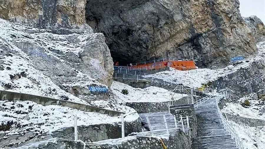 Amarnath Cave Story: अमरनाथ गुफा का रहस्य क्या है? जानिए शिवलिंग, अमरकथा और खोज से जुड़ी 5 रोचक बातें