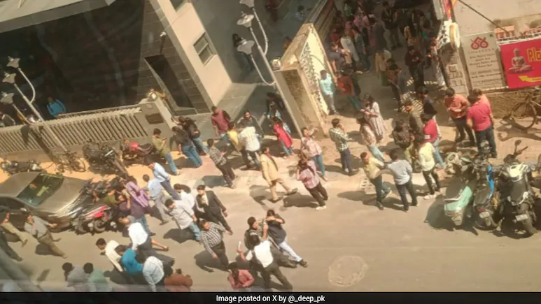 कोलकाता में भूकंप के तेज झटके, रिक्टर स्केल पर तीव्रता 5.4