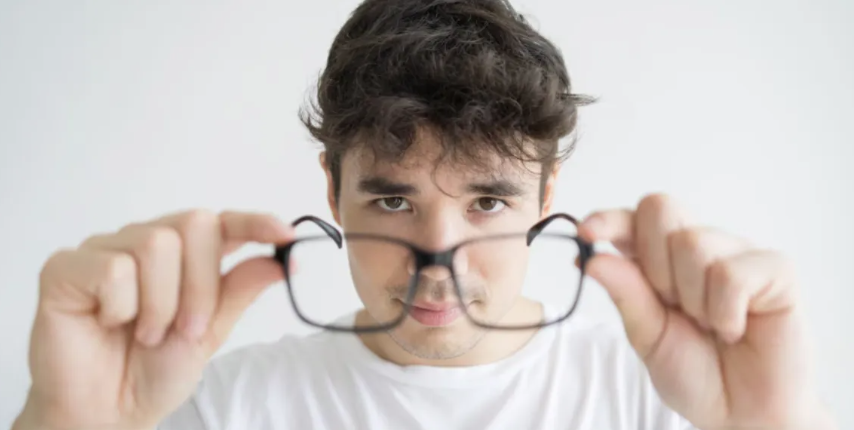 Eye Care News in Hindi