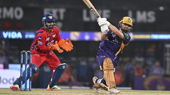रिंकू सिंह का तूफान: आखिरी ओवर में 4 छक्के, KKR को LSG पर दिलाई रोमांचक जीत